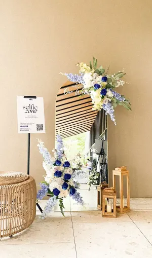 Vintage booth red carpet setup with instant print photo booth